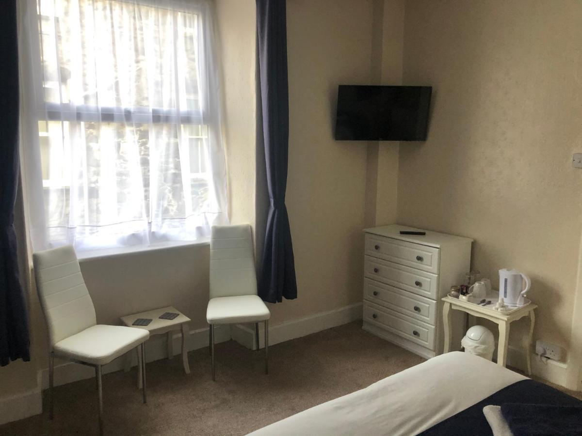 Bed & Breakfast Leamington House *